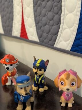 4 Paw Patrol Toniebox Figures - Two Chase, Skye And Marshall